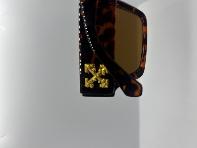 Off-White Tortoise & Gold Arrows